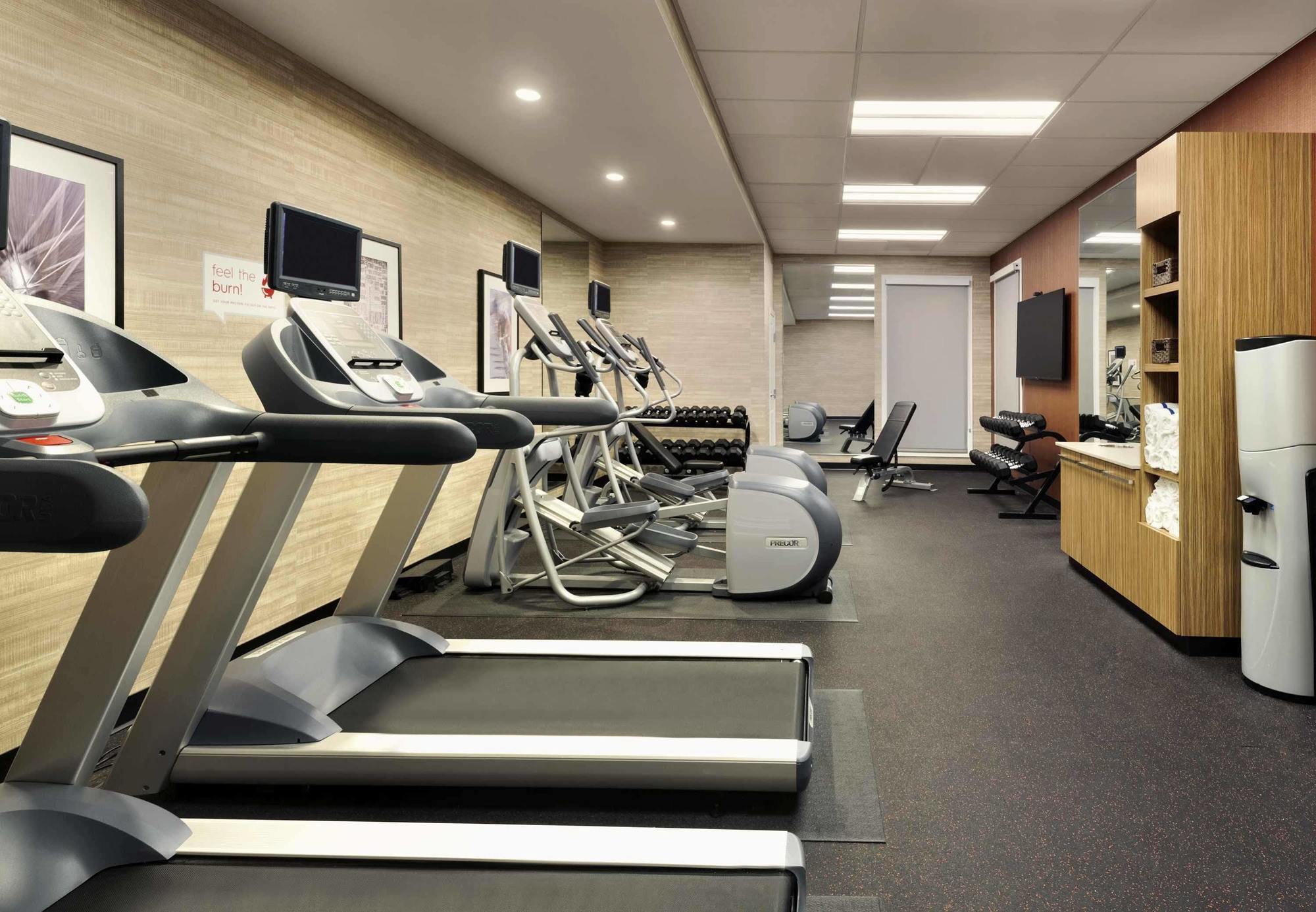 Towneplace Suites By Marriott Pittsburgh Airport/Robinson Township Zewnętrze zdjęcie