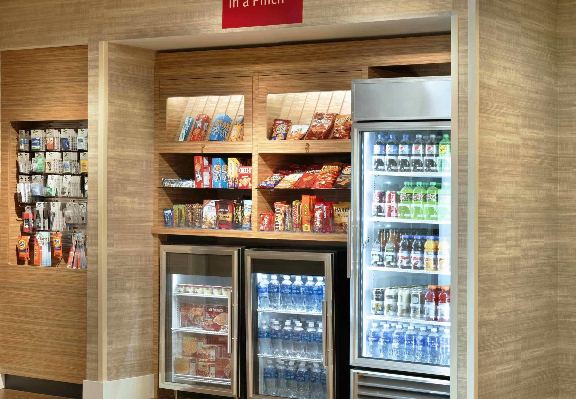 Towneplace Suites By Marriott Pittsburgh Airport/Robinson Township Zewnętrze zdjęcie